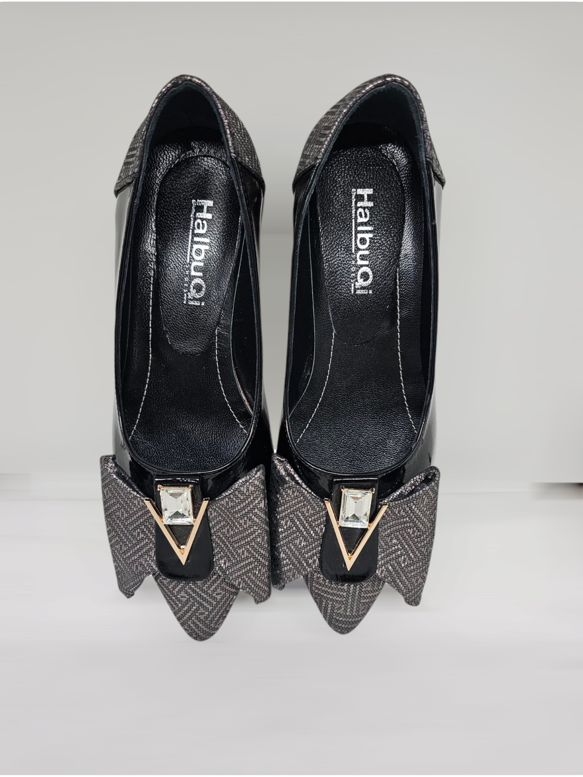 Low-Heeled Flats Model 0053
